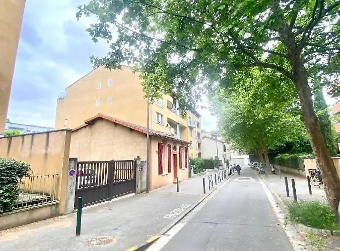 Le Chaleureux - Proche Du Jardin Compans 아파트 *